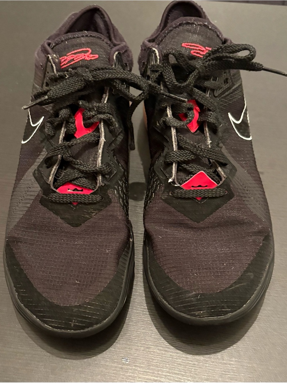 Nike LeBron 18 Low Bred CV7562-001 Men's Shoes Size 9.5 Used Condition